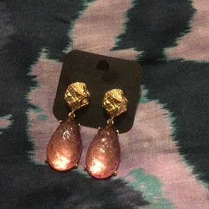 Pink/ Amethyst and gold pierced earrings.